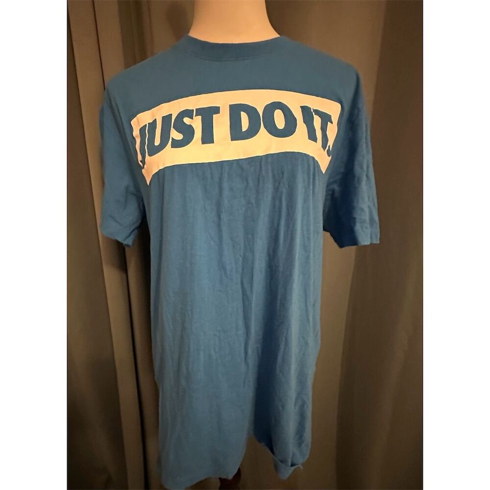 Nike Men's Blue "Just Do It" Graphic T-Shirt Size M Short Sleeve